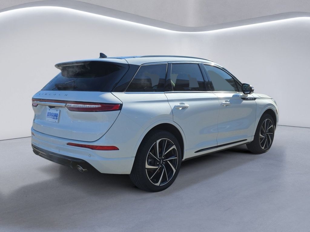 Used 2023 Lincoln Corsair Grand Touring SUV