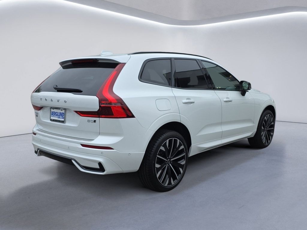 New 2026 Volvo XC60 B5 Ultra SUV