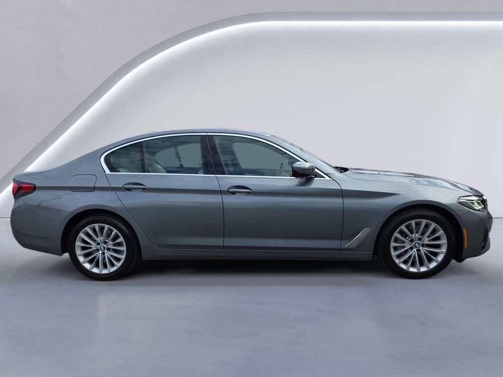 2023 Bmw 530i xDrive photo 3