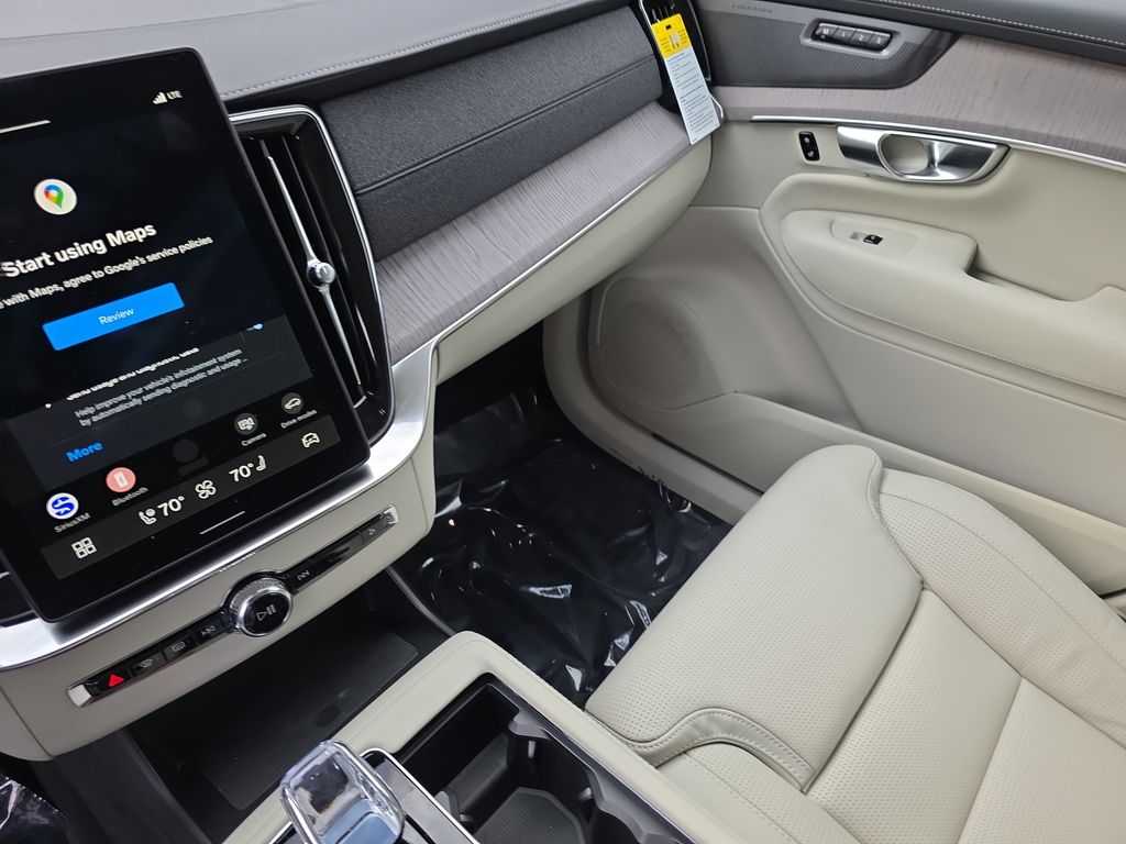 2026 Volvo XC90 Ultra - Photo 19