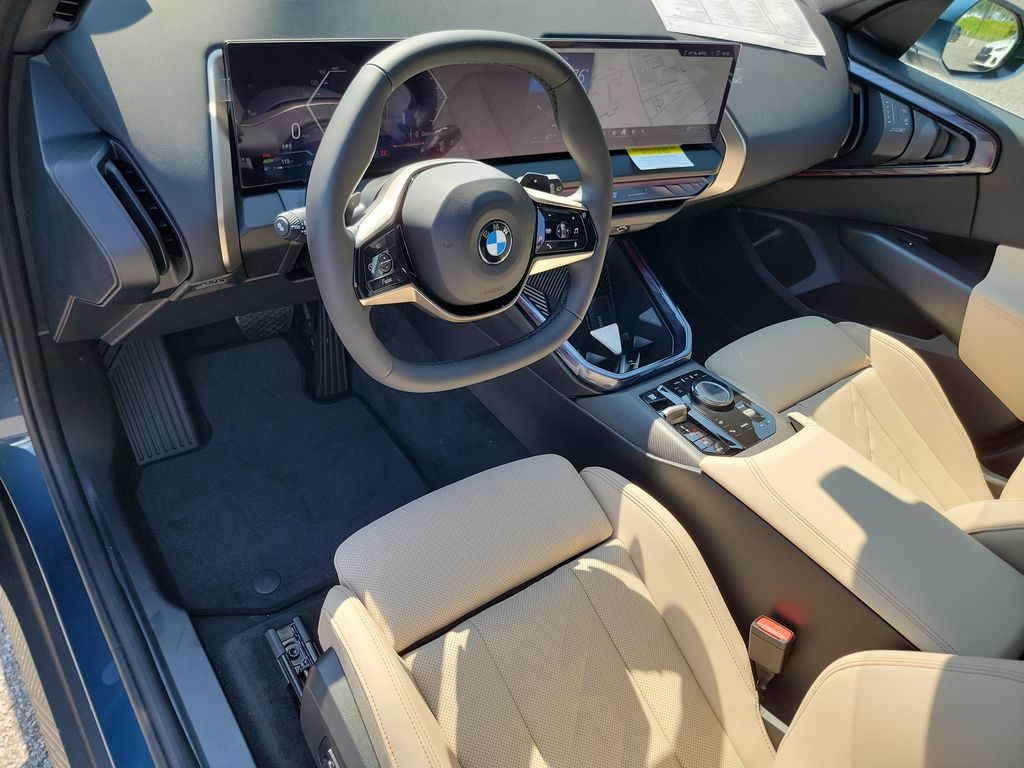 2025 BMW X3 30 - Photo 9
