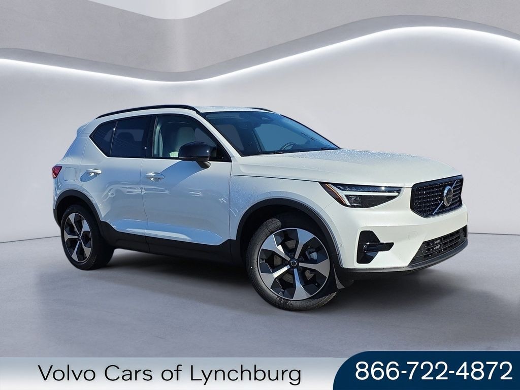 New 2026 Volvo XC40 B4 Plus SUV