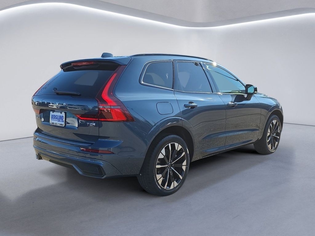 New 2026 Volvo XC60 plug-in hybrid T8 Plus SUV