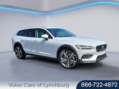 2026 Volvo V60 Cross Country B5 Plus Wagon