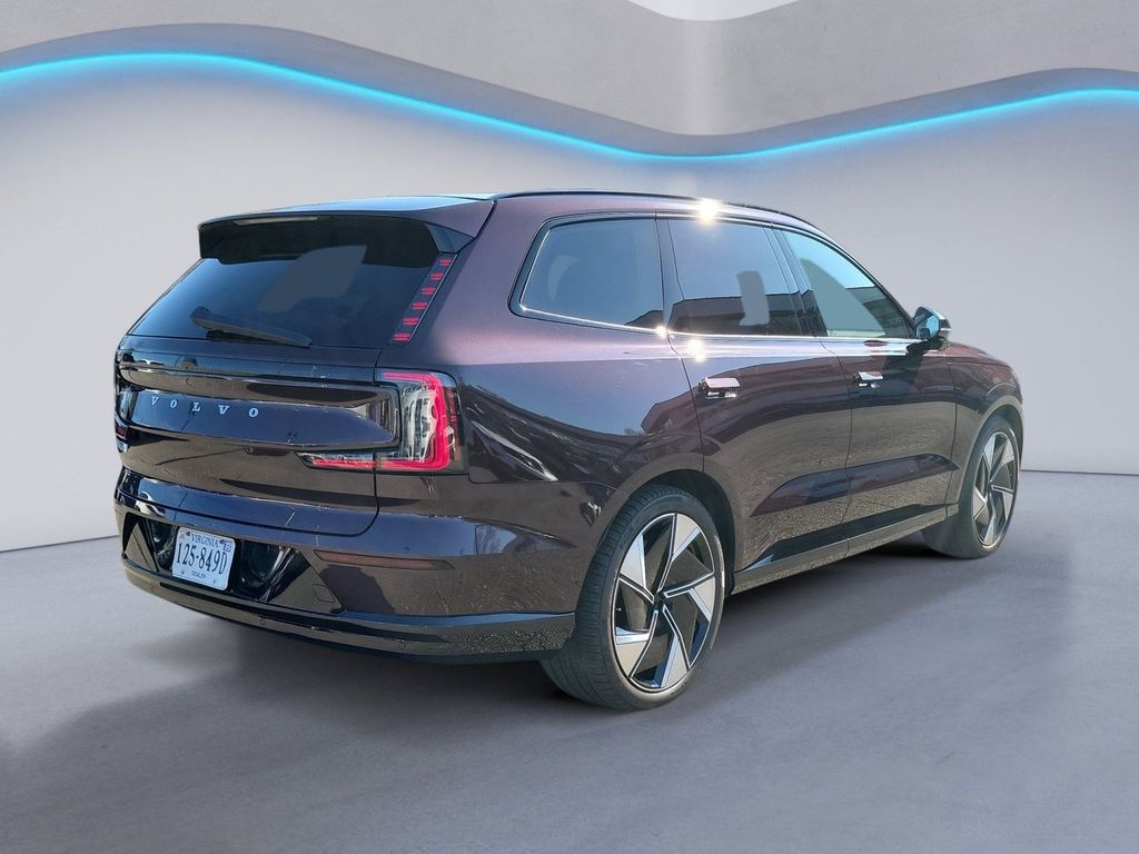 2025 Volvo EX90 Twin Motor Performance Ultra photo 2