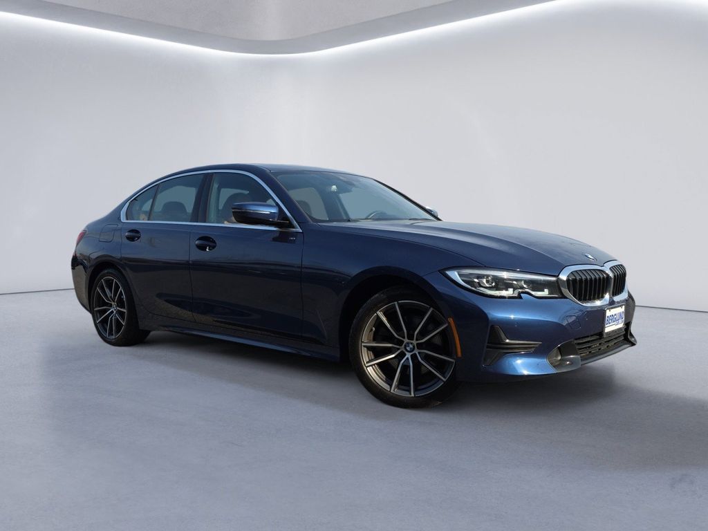 2022 BMW 330i Sedan 
