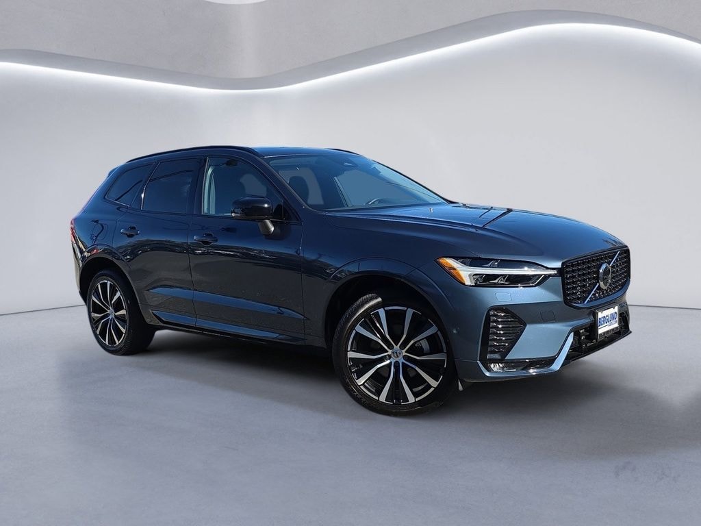 Used 2025 Volvo XC60 B5 Plus SUV