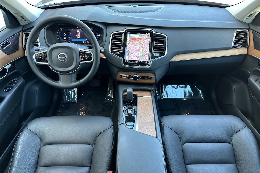 Certified 2023 Volvo XC90 Recharge Plug-In Hybrid Plus 6-Seater SUV
