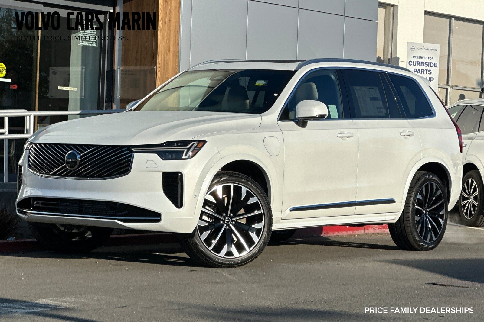 2026 Volvo XC90 T8 Recharge Plus Bright 7-Seat 4WD's photo