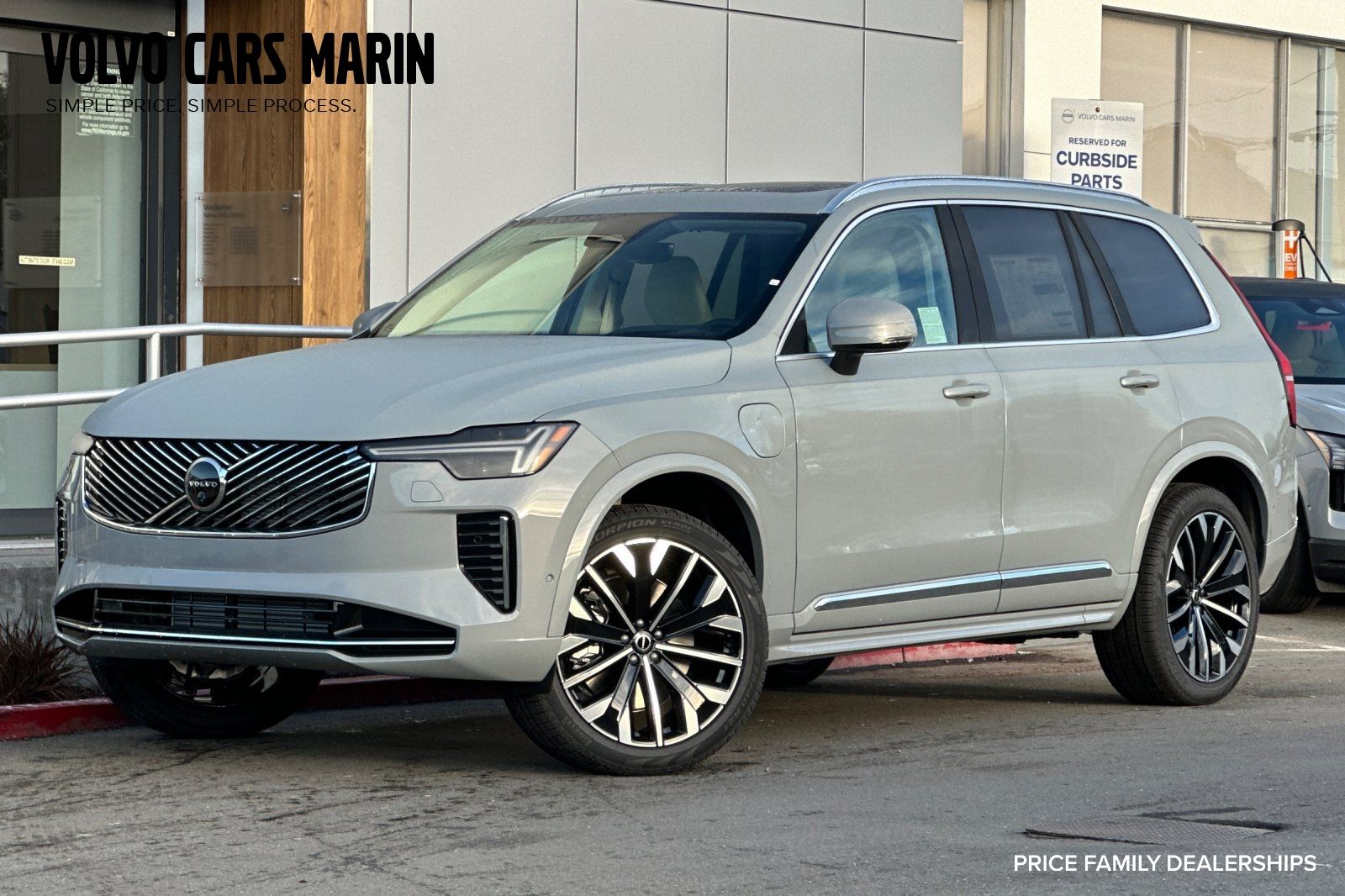 2026 Volvo XC90 T8 Recharge Ultra Bright 4WD's photo