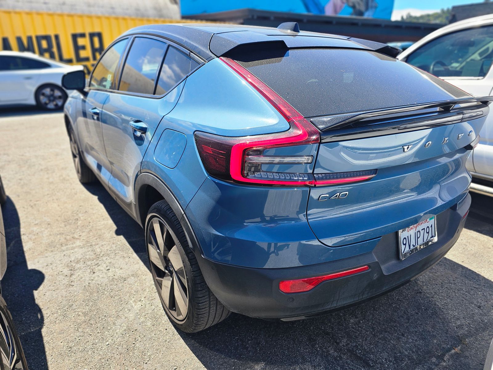 Used 2022 Volvo C40 Ultimate with VIN YV4ED3GB3N2002885 for sale in San Rafael, CA