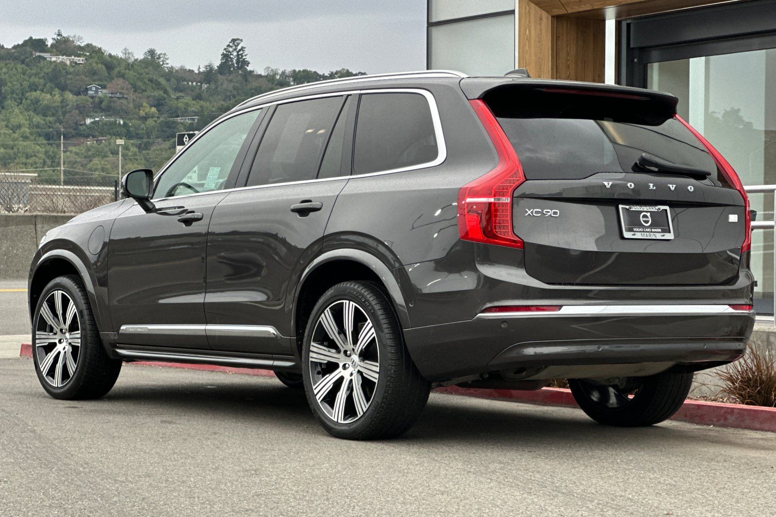 2023 Volvo XC90 Recharge Plug-In Hybrid Plus Bright 7-Seater photo 5