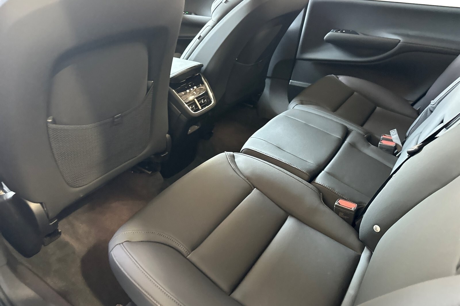 2025 Volvo EX90 Twin Motor Performance Ultra photo 4