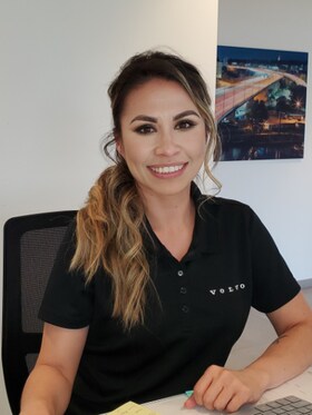 Staff member Lizbeth Santiago from 518ac10189ee