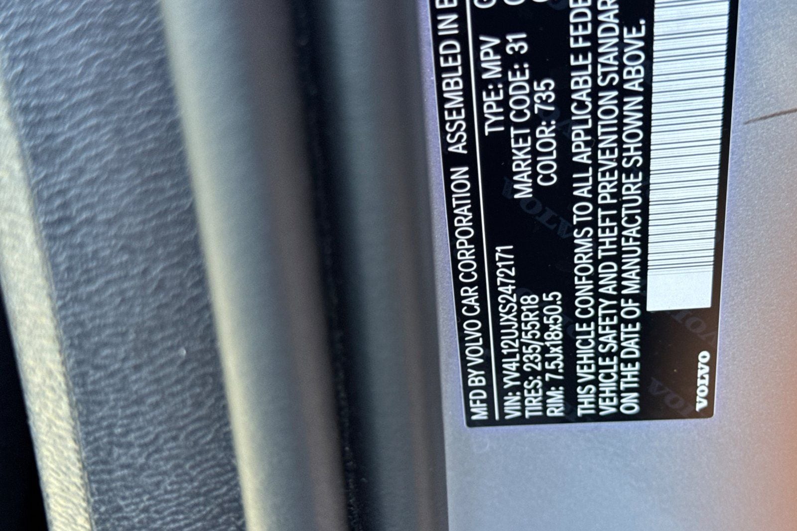 2025 Volvo XC40 Core - Photo 30