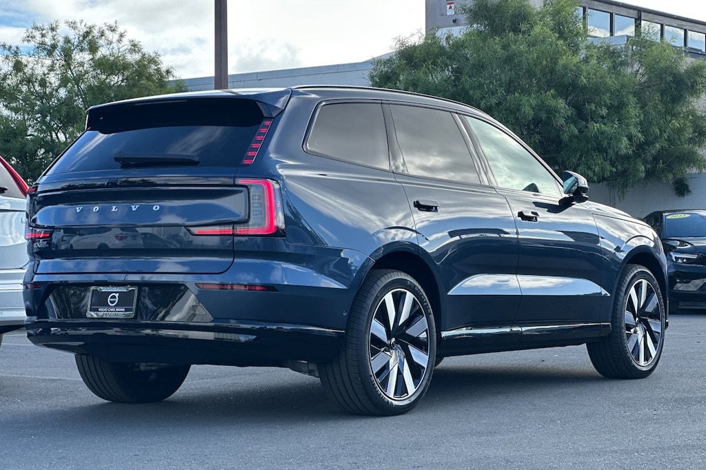 New 2025 Volvo EX90 Twin Motor Plus 6-Seater SUV