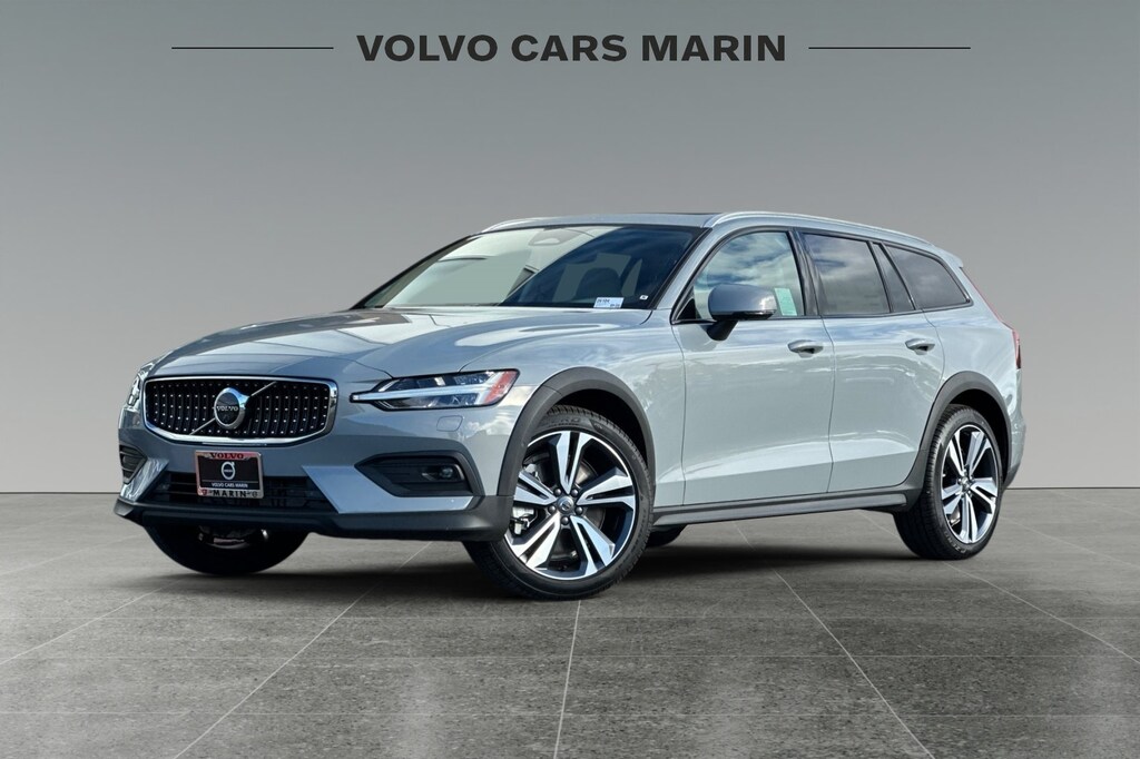 New 2026 Volvo V60 Cross Country B5 Plus Wagon