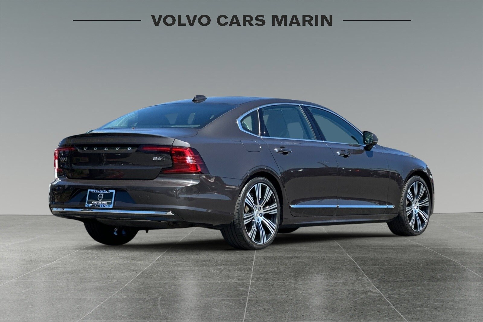 2022 Volvo S90 Inscription photo 2