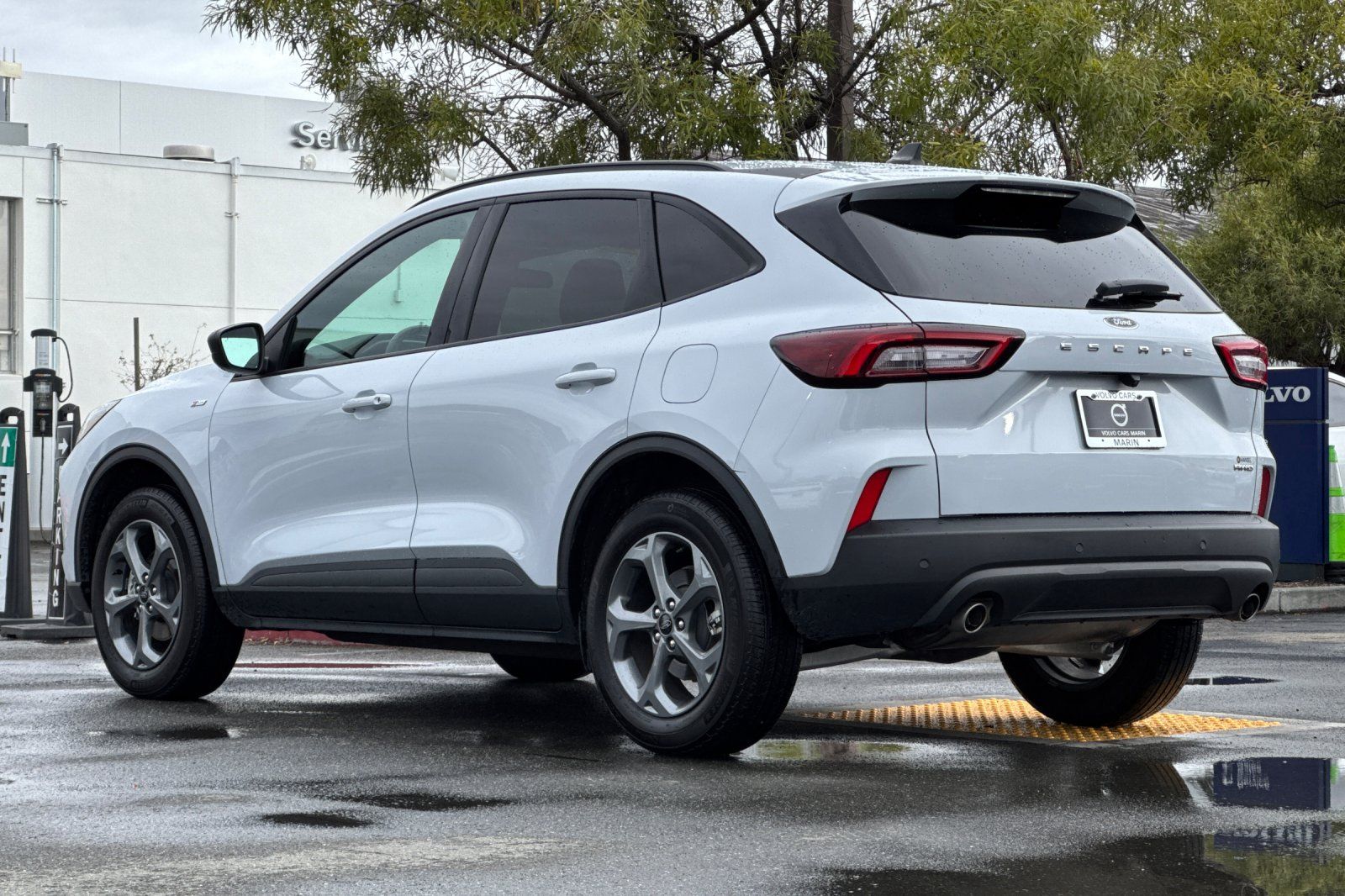 2025 Ford Escape ST-Line photo 5