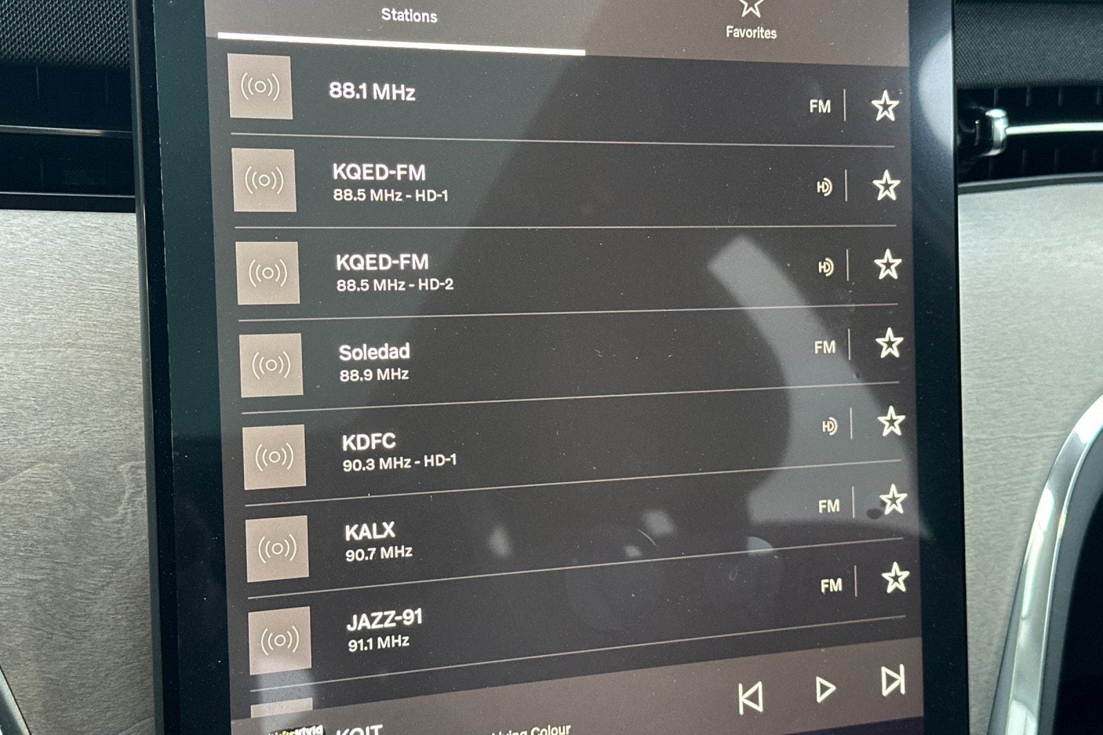 2025 Volvo EX90 Ultra - Photo 21