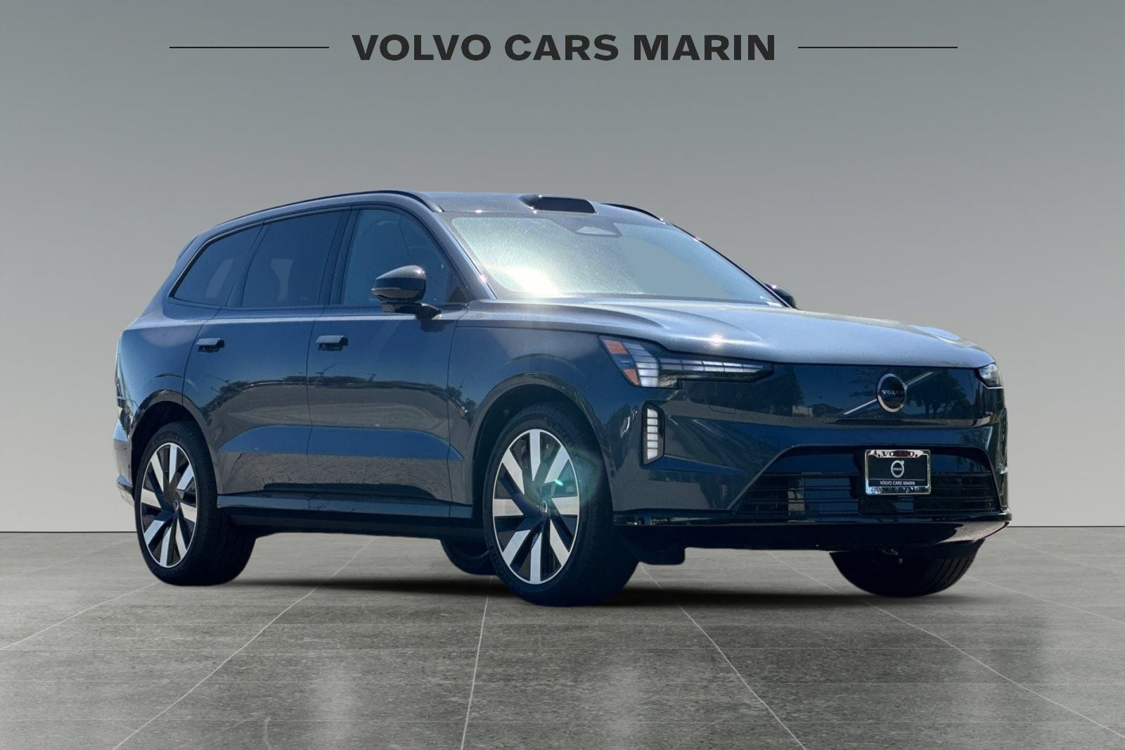 2025 Volvo EX90 Ultra - Photo 9