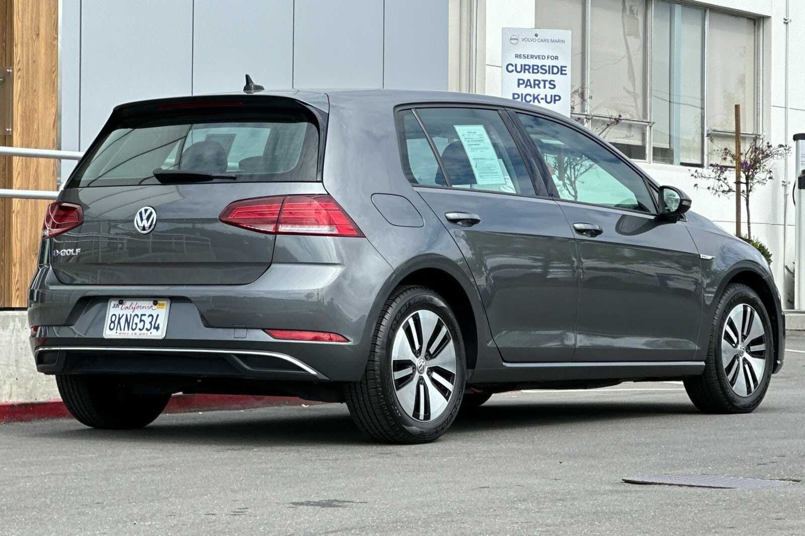 Used 2019 Volkswagen e-Golf e-Golf SE with VIN WVWKR7AU0KW911017 for sale in San Rafael, CA