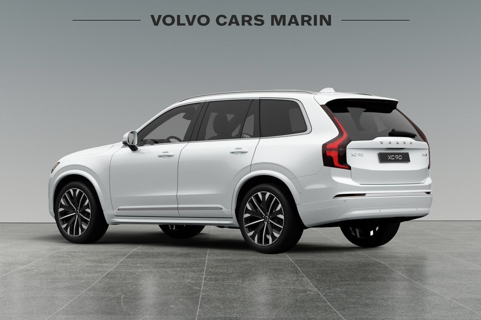 2026 Volvo XC90 Plus Black Edition photo 4