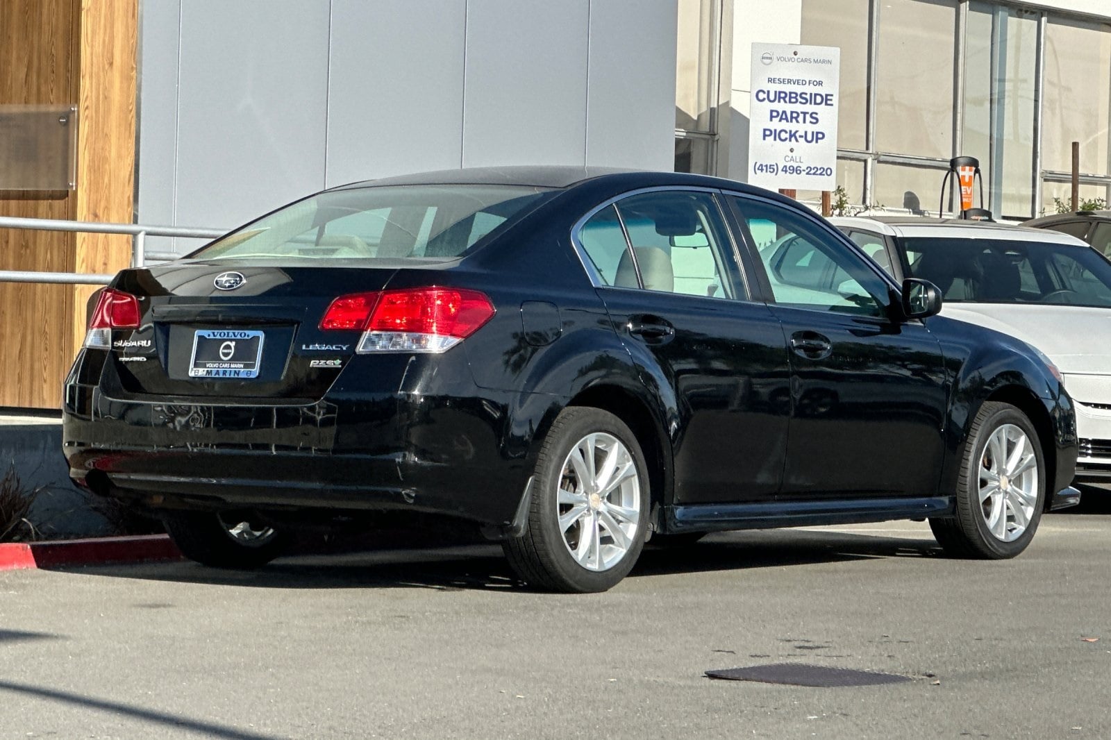 Used 2014 Subaru Legacy 2.5i with VIN 4S3BMBA64E3036176 for sale in San Rafael, CA