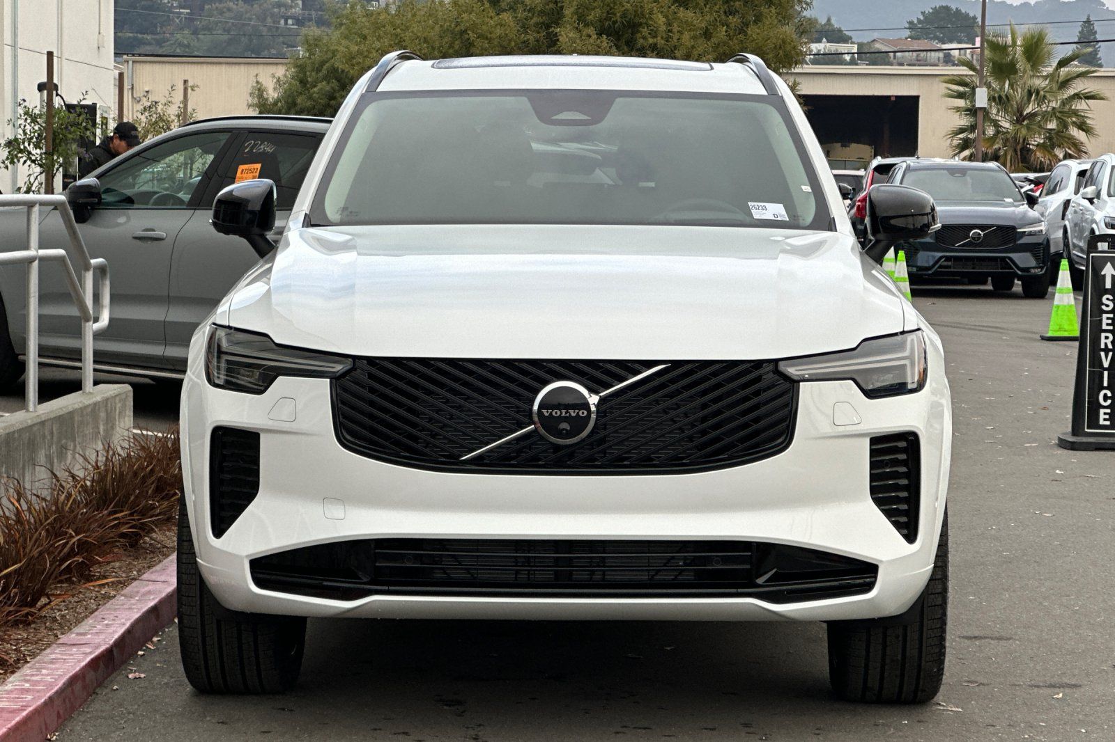 2026 Volvo XC90 Ultra - Photo 9