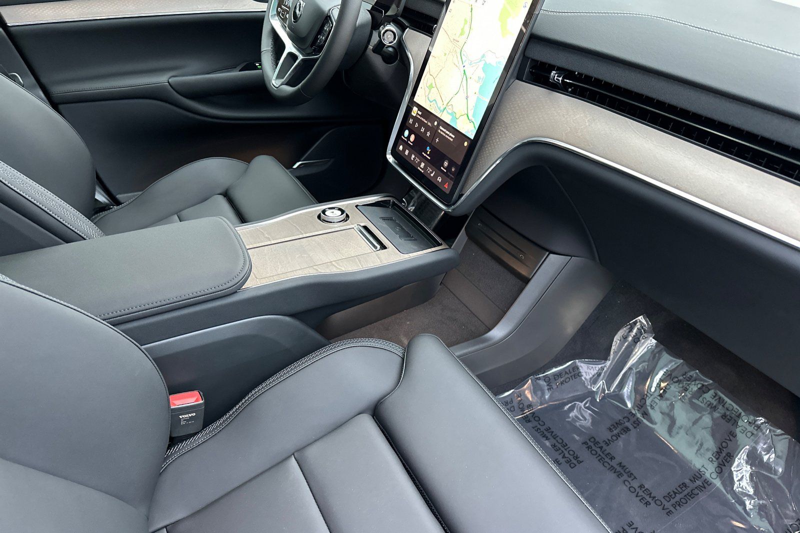 2025 Volvo EX90 Ultra - Photo 19