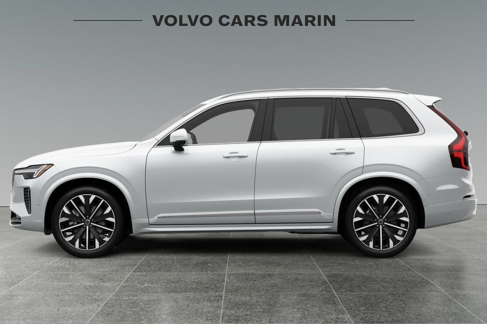 2026 Volvo XC90 Plus Black Edition photo 3