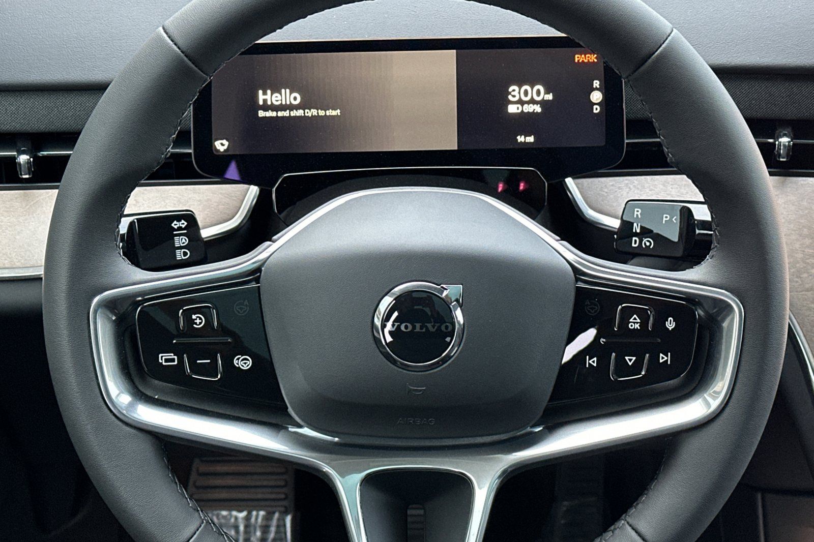 2025 Volvo EX90 Ultra - Photo 26