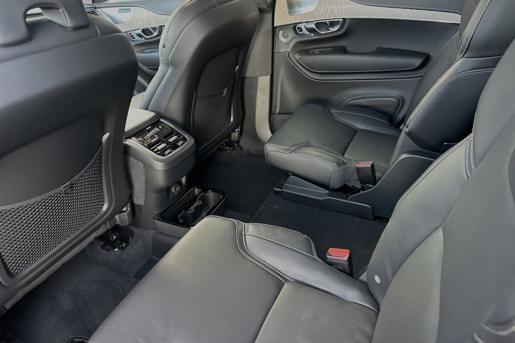Used 2025 Volvo XC90 B6 Ultra 6-Seater SUV
