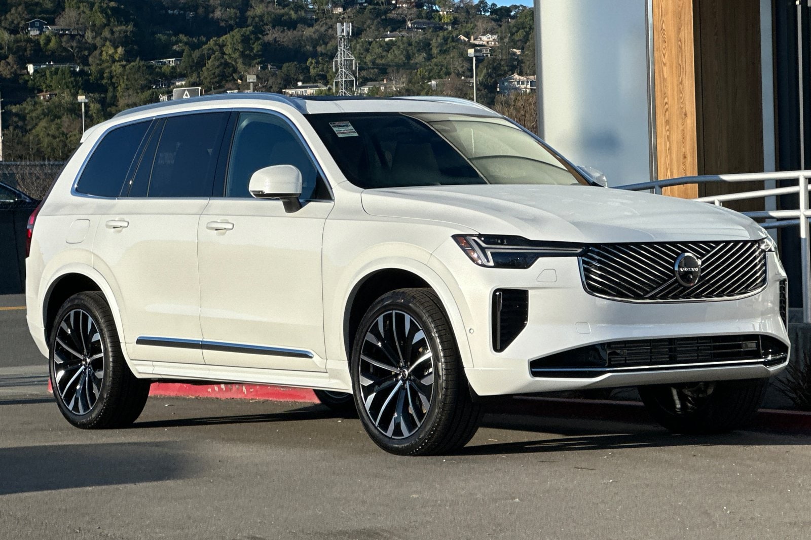 2026 Volvo XC90 Plus - Photo 9
