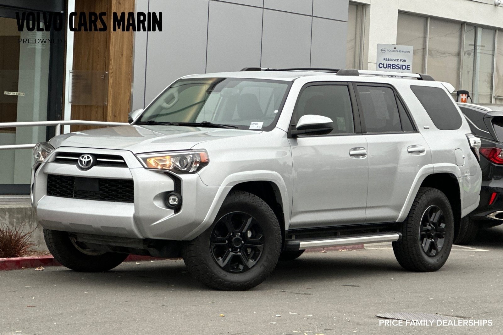 2023 Toyota 4Runner SR5's photo