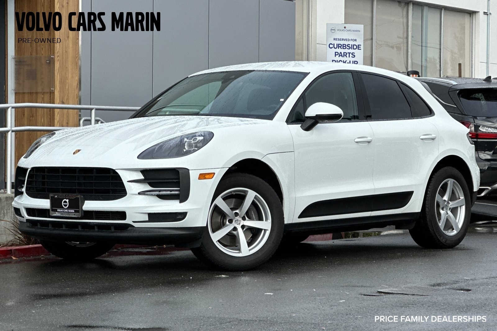 2020 Porsche Macan Base's photo