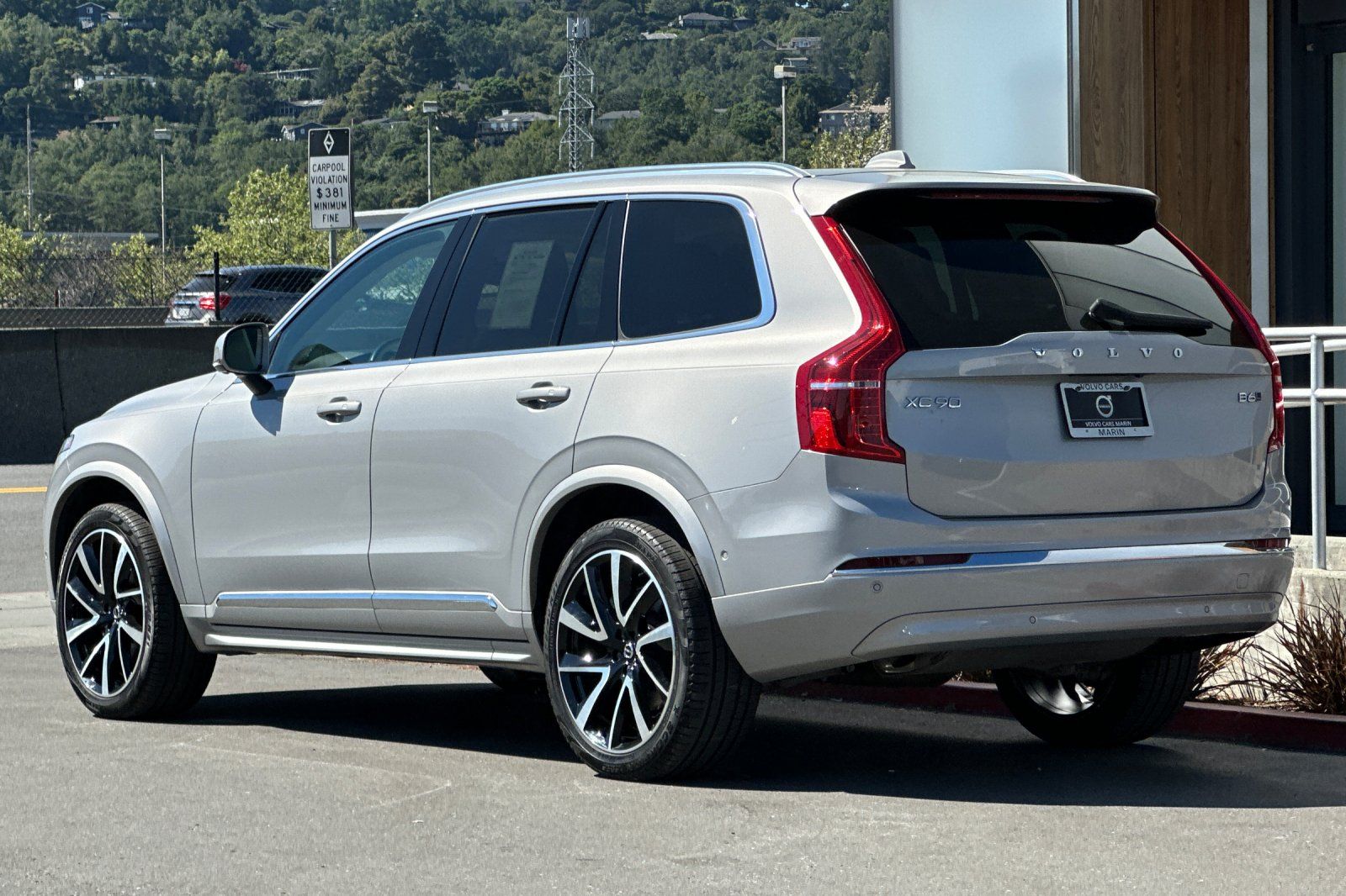 2024 Volvo XC90 B6 Plus Bright 7-Seater photo 6
