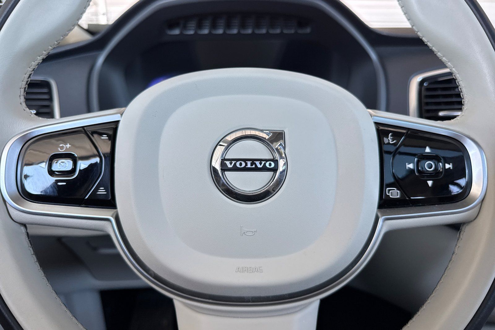 2024 Volvo XC90 Plus - Photo 27