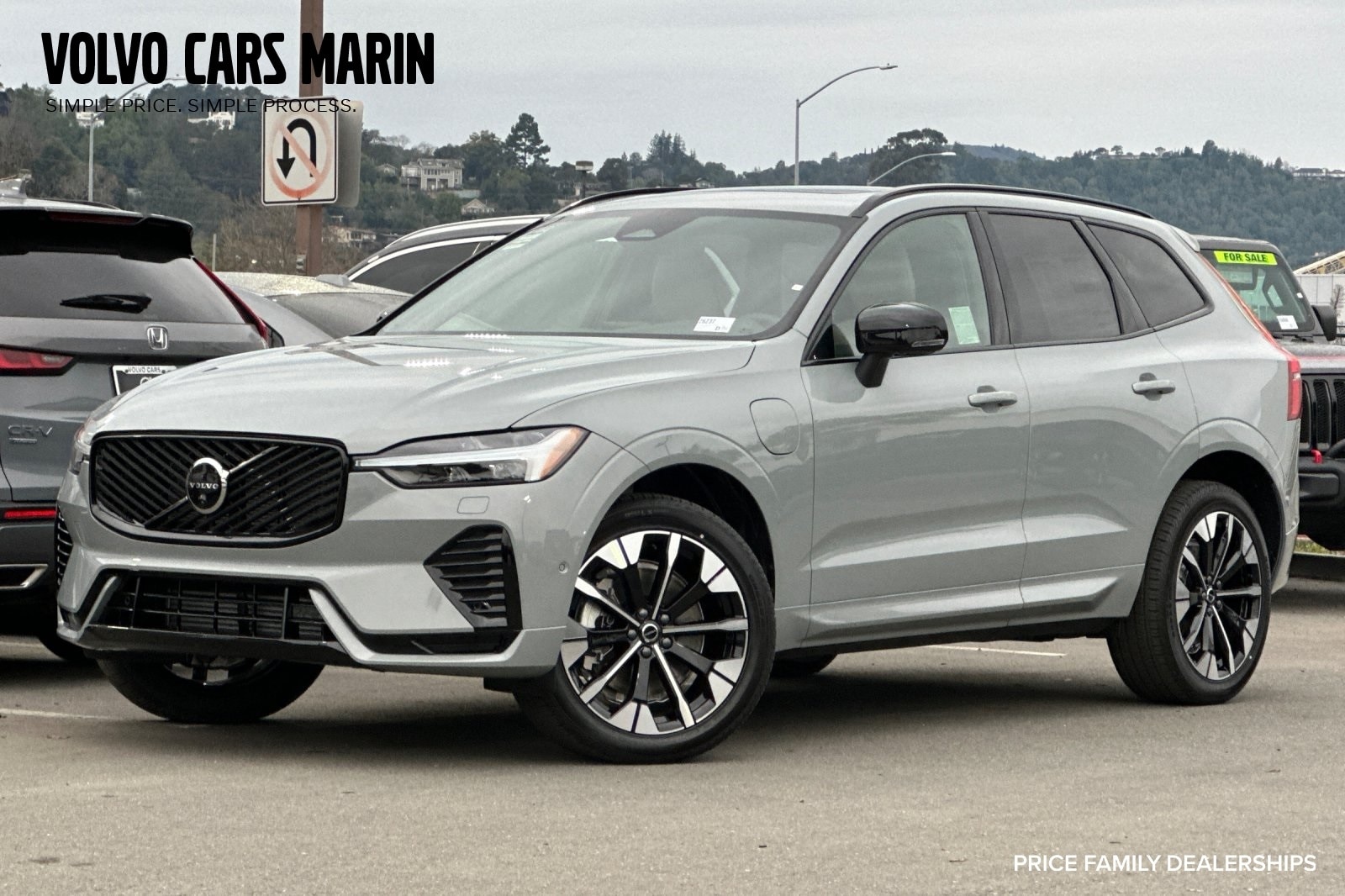 2026 Volvo XC60 Plus's photo