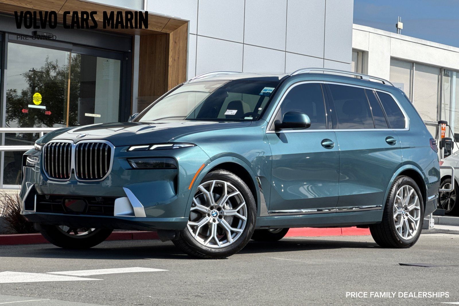 2025 BMW X7 xDrive40i's photo