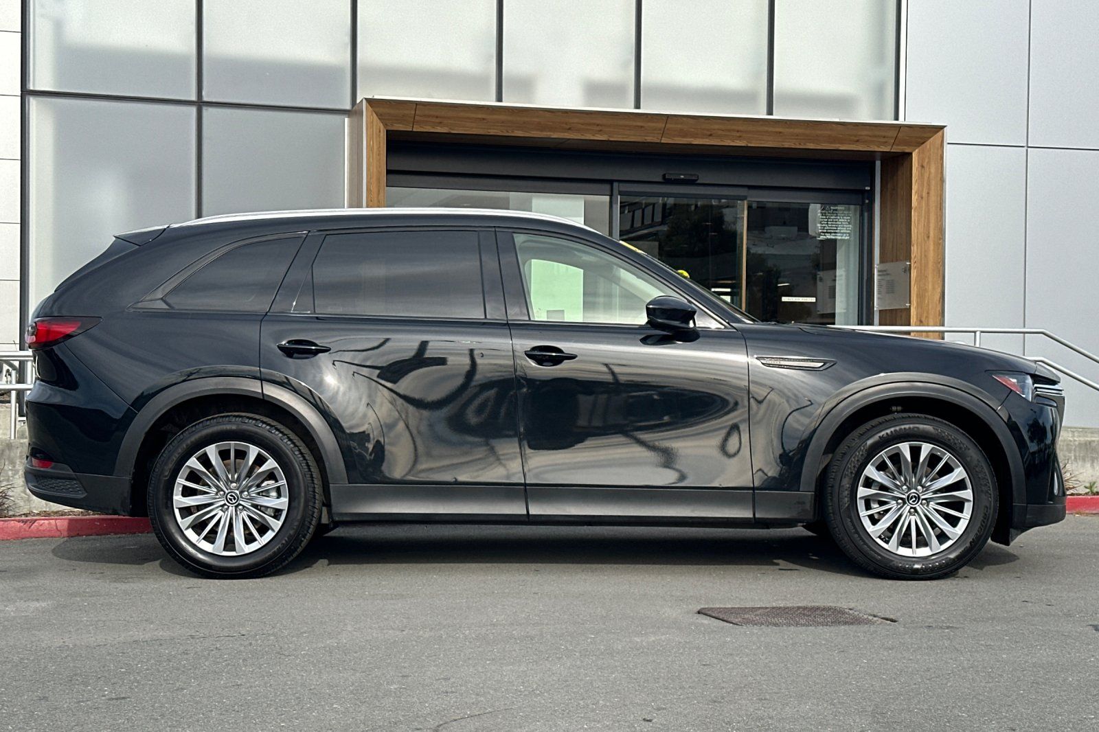 2024 Mazda CX-90 3.3 Turbo Preferred Plus photo 3