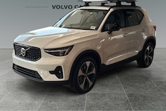 2025 Volvo XC40