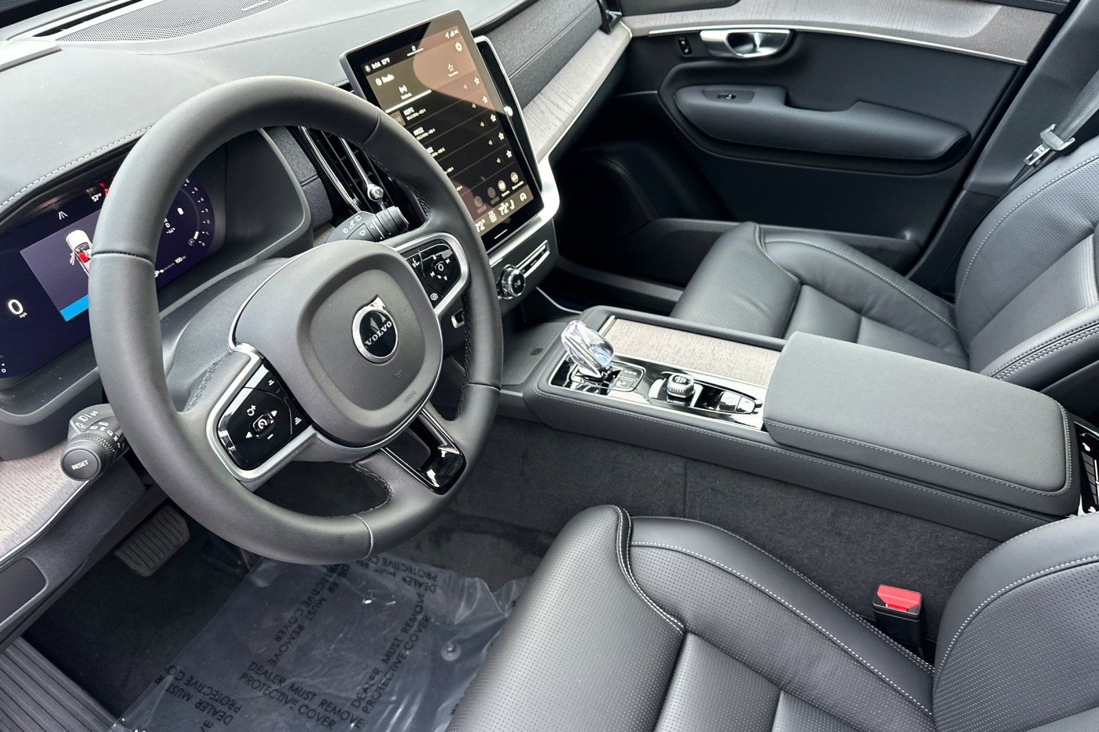 2026 Volvo XC90 Ultra - Photo 12