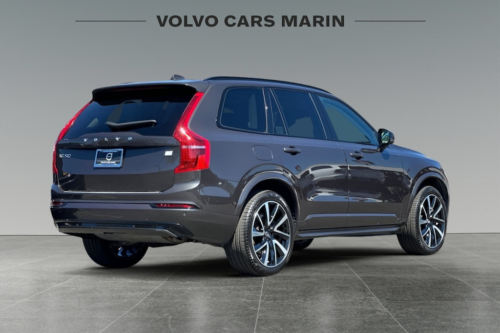 Certified 2023 Volvo XC90 Recharge Plug-In Hybrid Ultimate Dark 7-Seater SUV