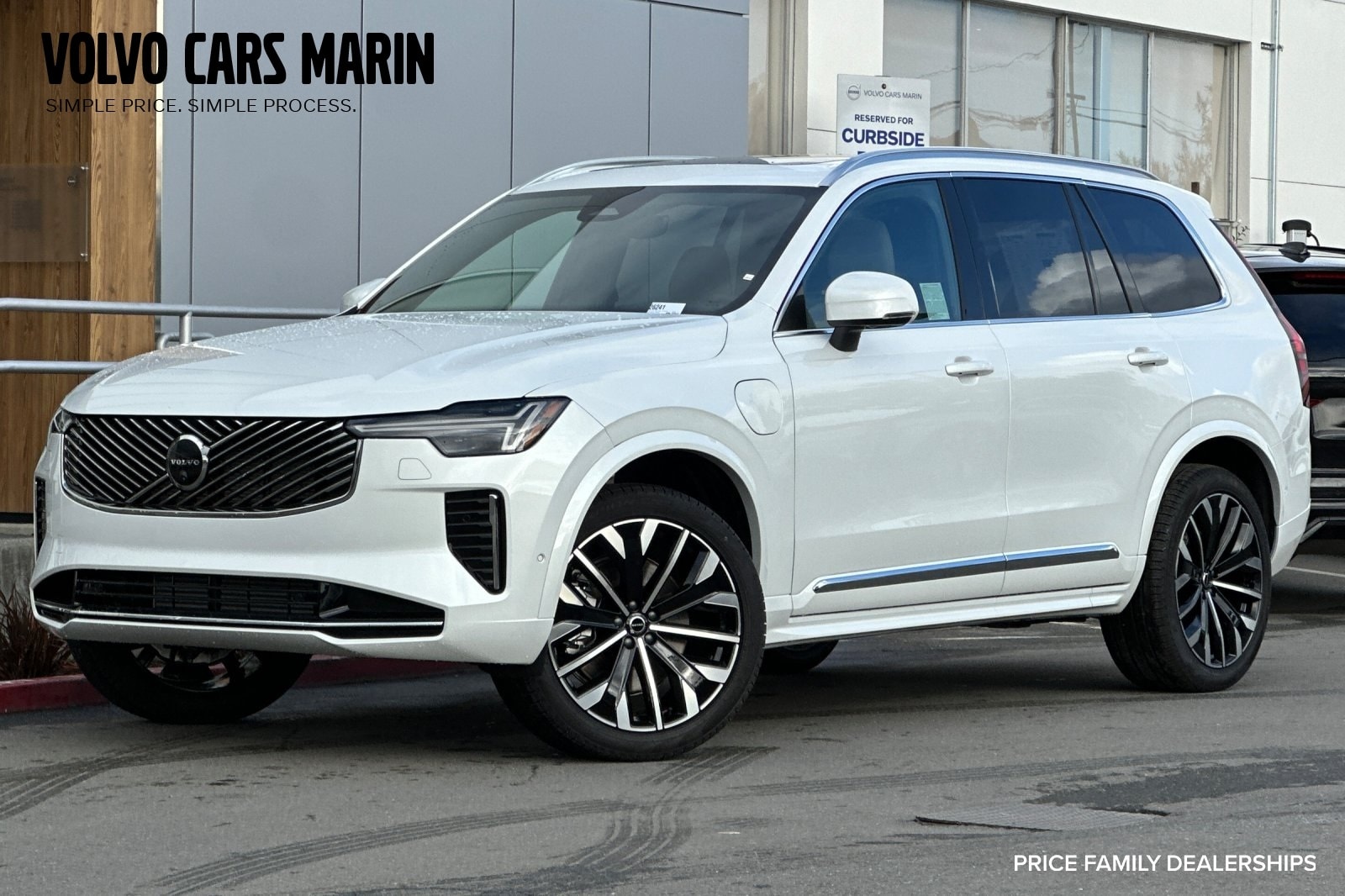 2026 Volvo XC90 Plus's photo