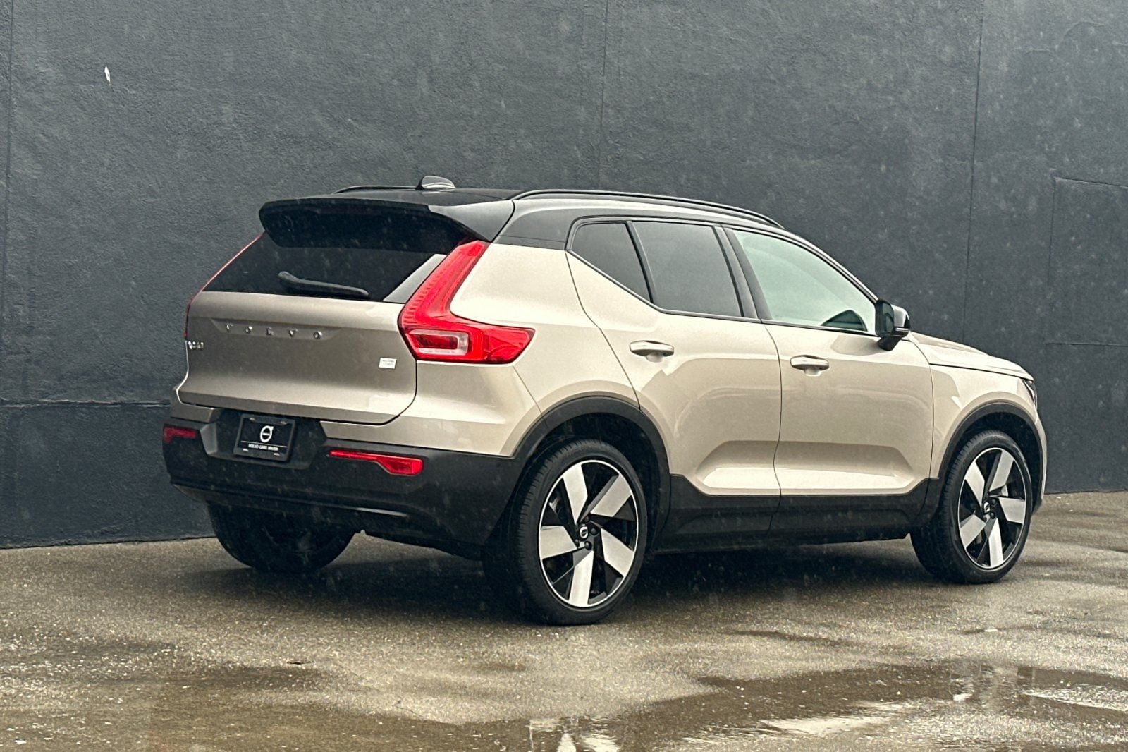 Certified 2023 Volvo XC40 Ultimate with VIN YV4ED3UM0P2054578 for sale in San Rafael, CA