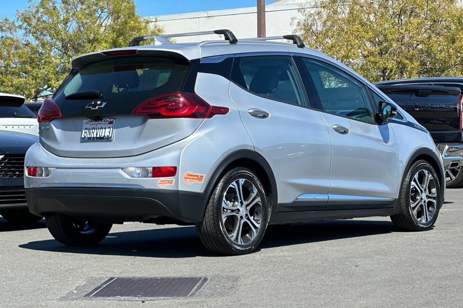 Used 2020 Chevrolet Bolt EV Premier with VIN 1G1FZ6S05L4105977 for sale in San Rafael, CA