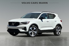 2026 Volvo XC40 Plus B5 AWD