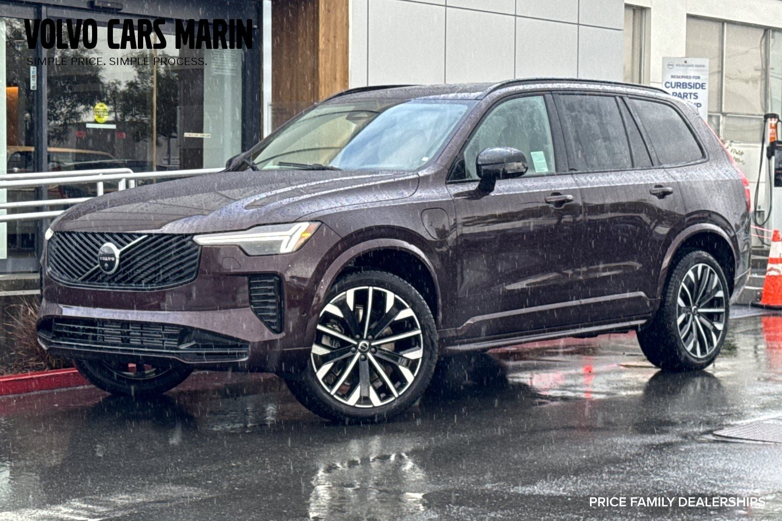 2026 Volvo XC90 T8 Recharge Ultra Dark 4WD's photo