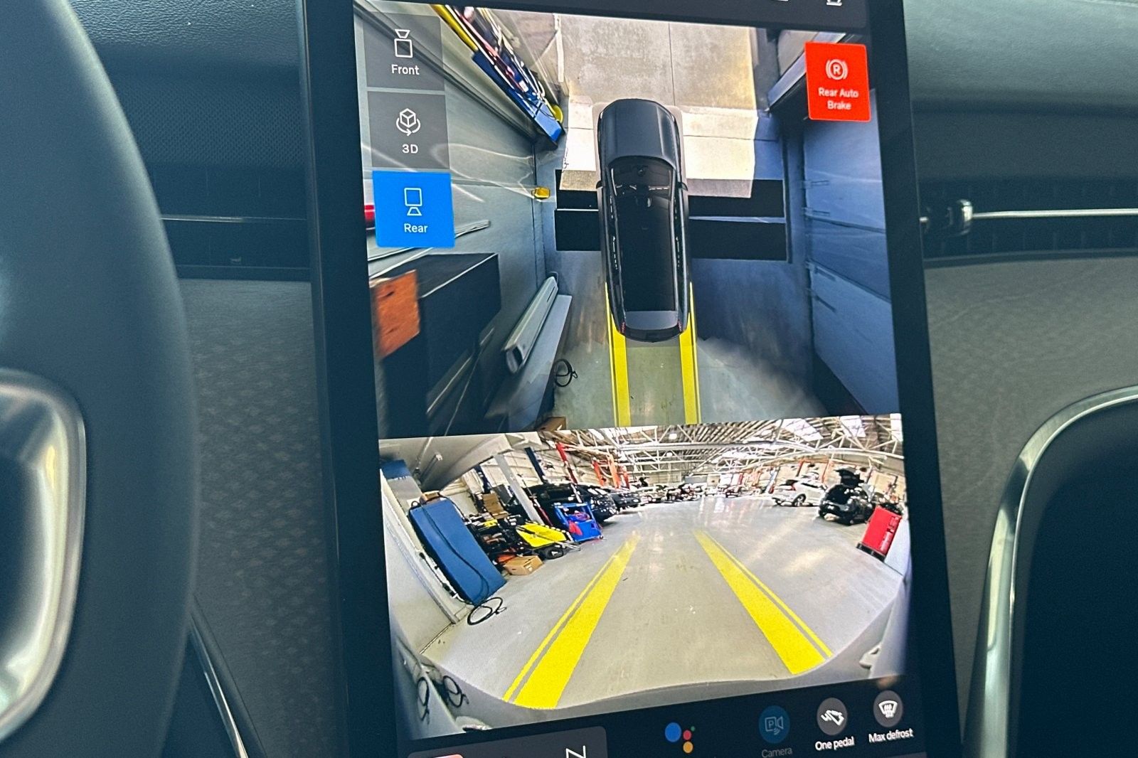 2025 Volvo EX90 Ultra - Photo 22